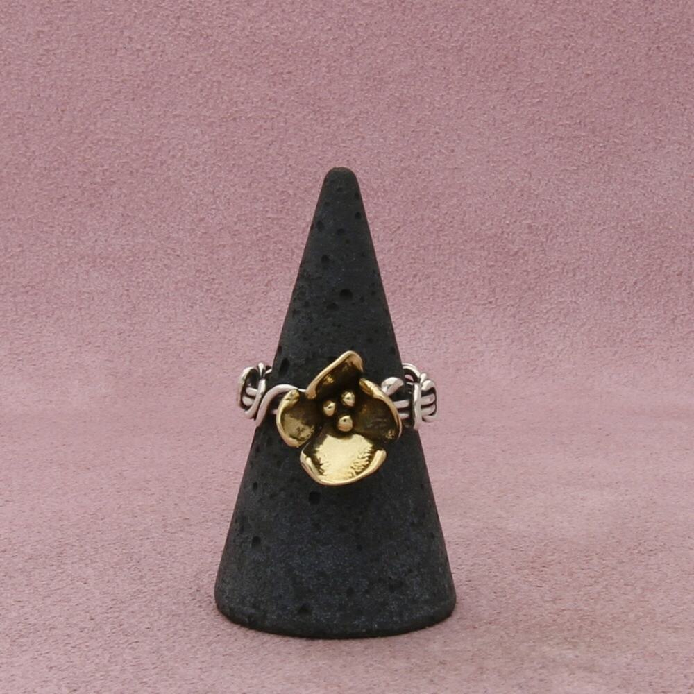 sterling silver artisan crafted brass accent flower ring size 7